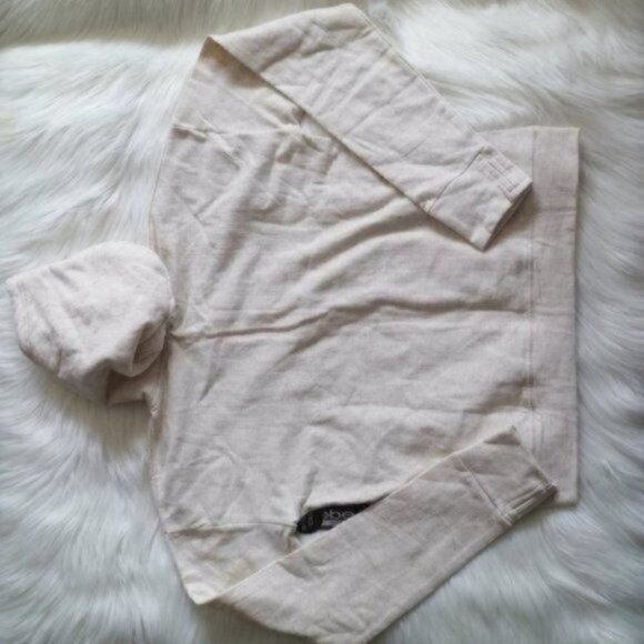 NWT BEBE Girls Sequins Long Sleeve Hoodie Sweater Size Large (14/16) - Picture 4 of 5